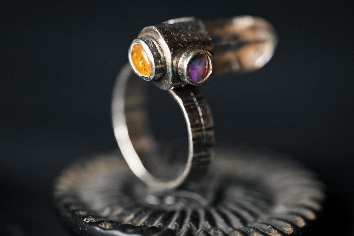 Anillo Cuarzo Himalaya y Zafiros Tailandeses